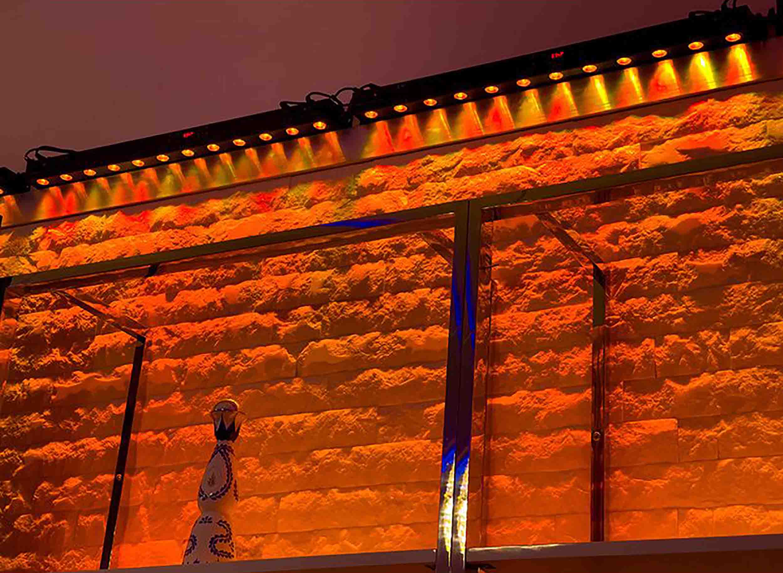 B-Stock: ADJ UBL12H, 12 x 20-watt RGBAL+UV HEX LED Light Bar Wash - 240W by ADJ