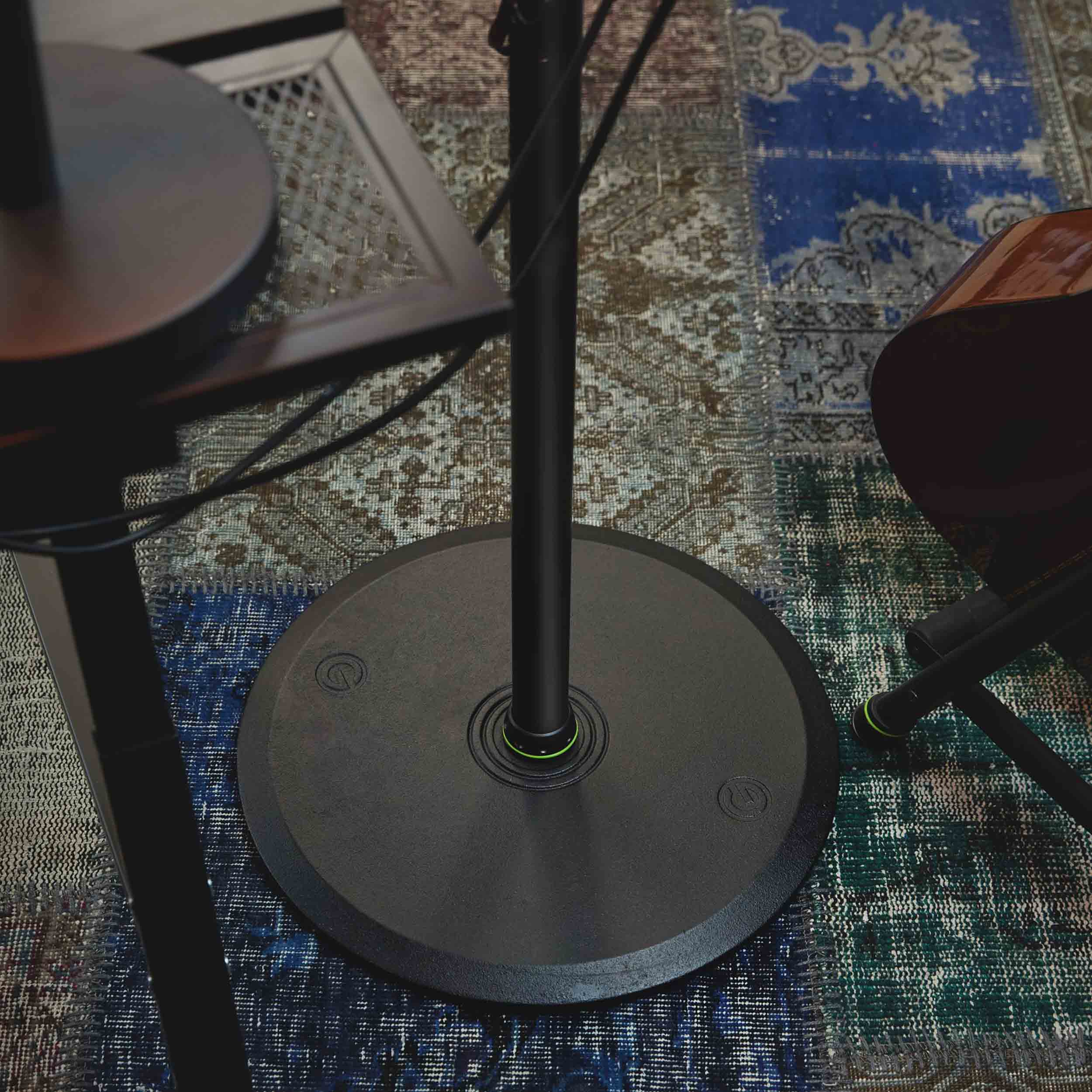 Gravity SP 3202 LR B, Studio Monitor Speaker Stand with Large Round Base by Gravity