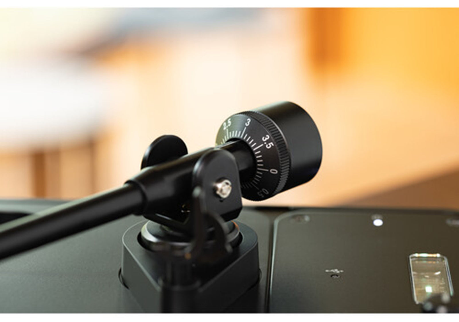 Korg Handytraxx TUBE Portable Record Player by Korg