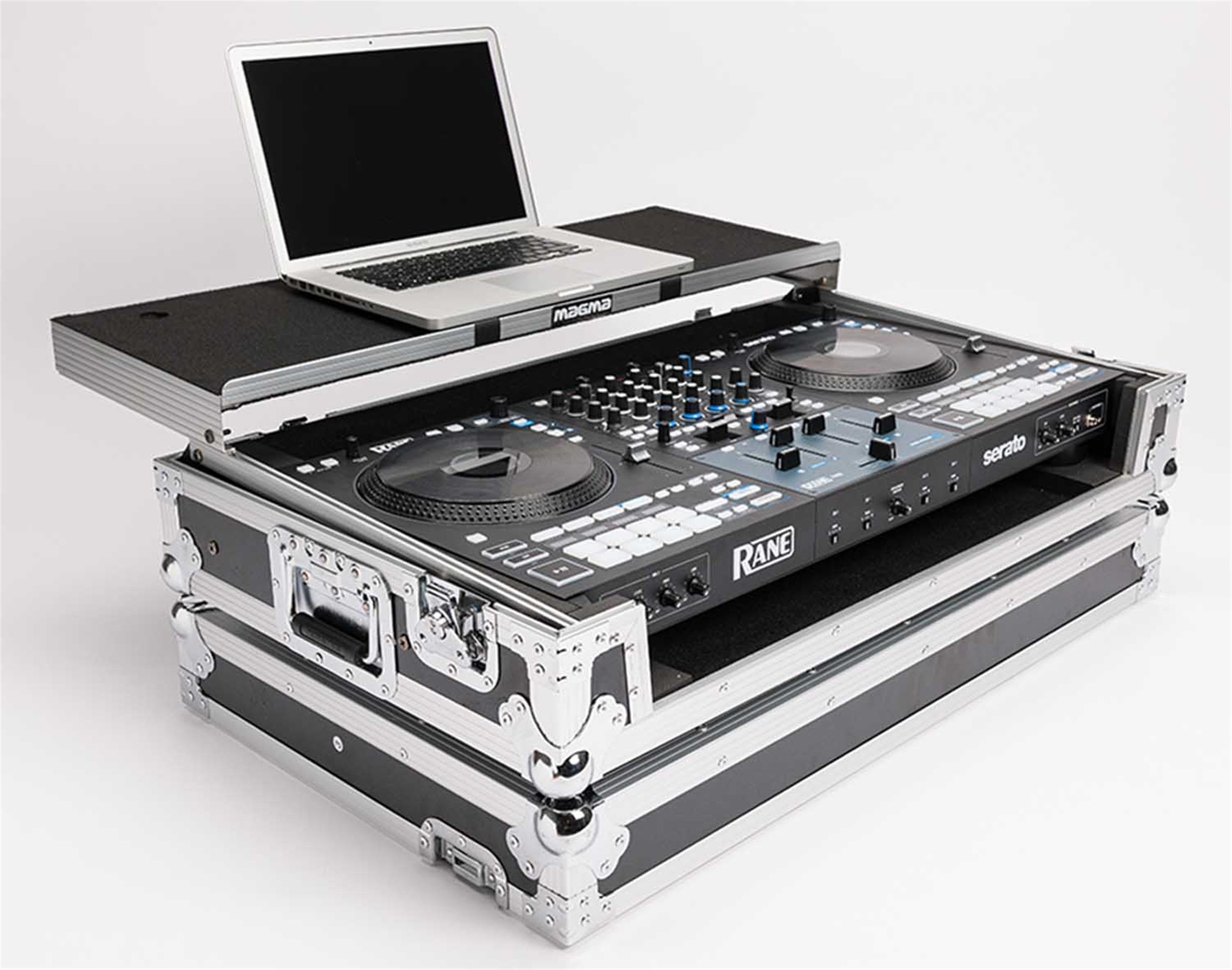 B-Stock: MAGMA MGA41026 DJ-Controller Workstation Rane Four and Performer W/ Wheels by Magma