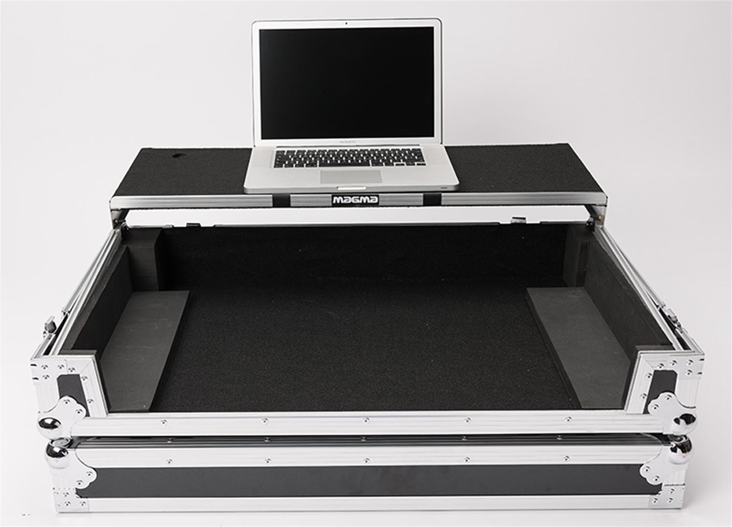 B-Stock: MAGMA MGA41026 DJ-Controller Workstation Rane Four and Performer W/ Wheels by Magma