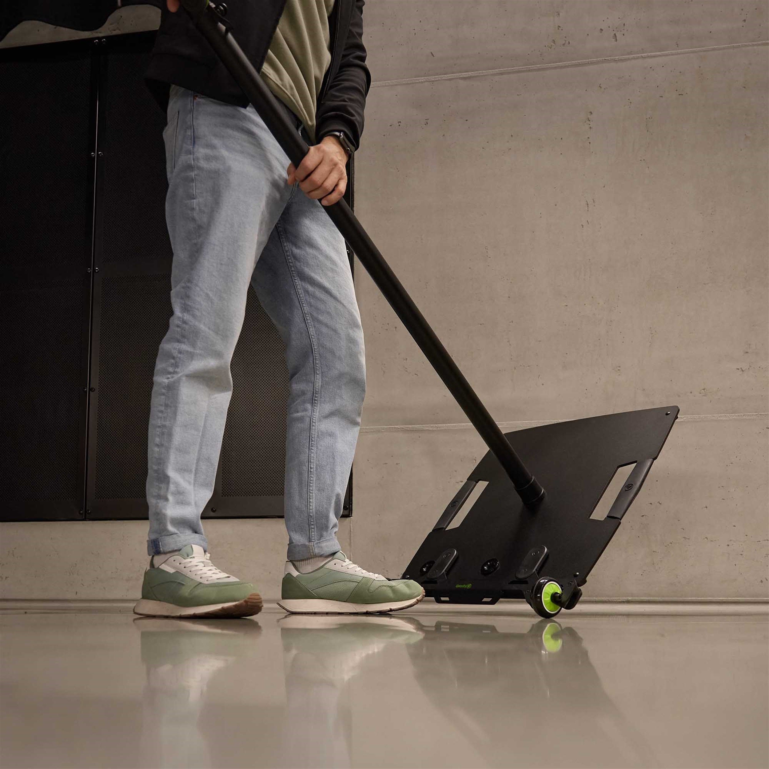 Gravity LA WI 1 Mobile Wheel Insert for Square Base Plate Stands by Gravity