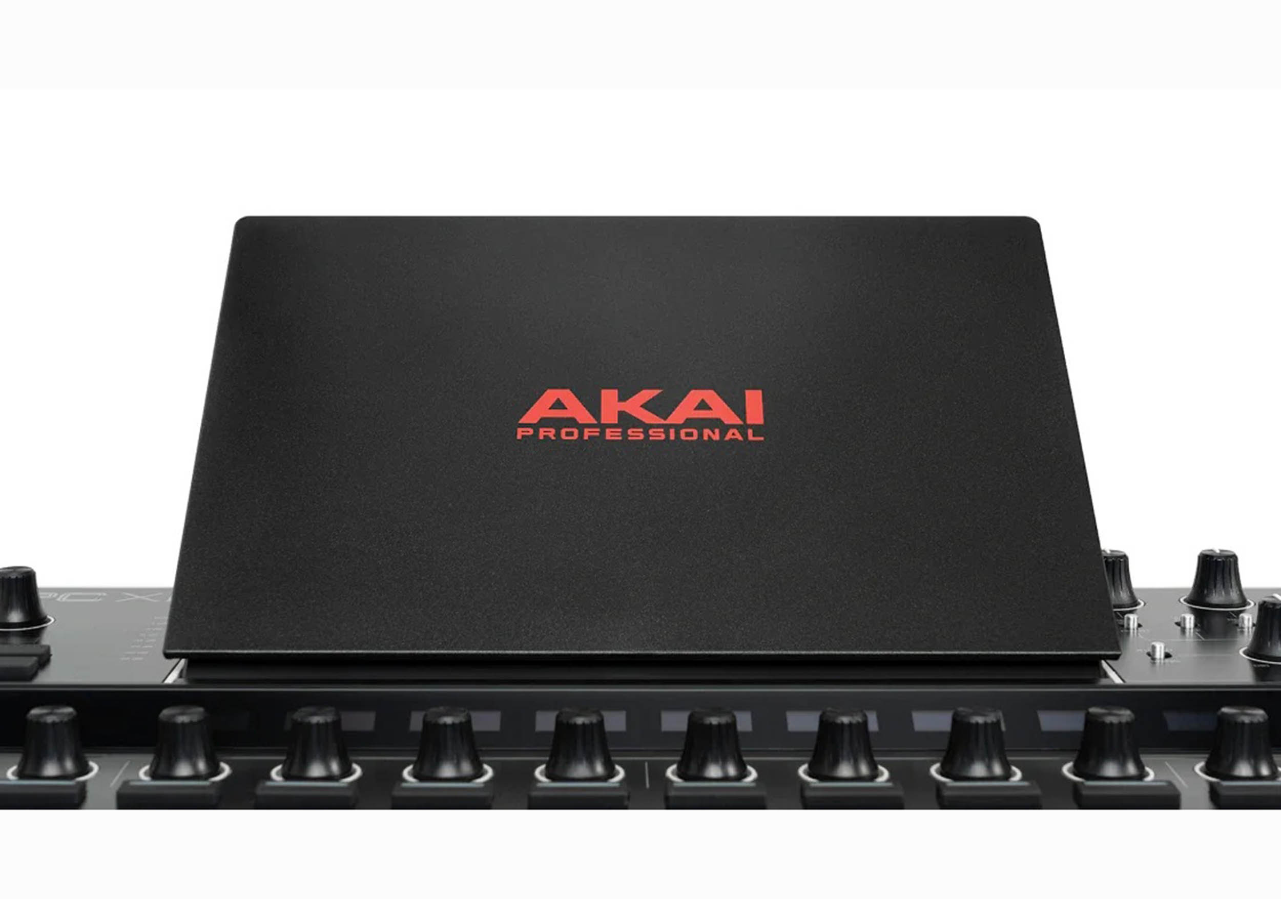Akai Professional MPC XL - Flagship Standalone Music Production System by Akai Professional