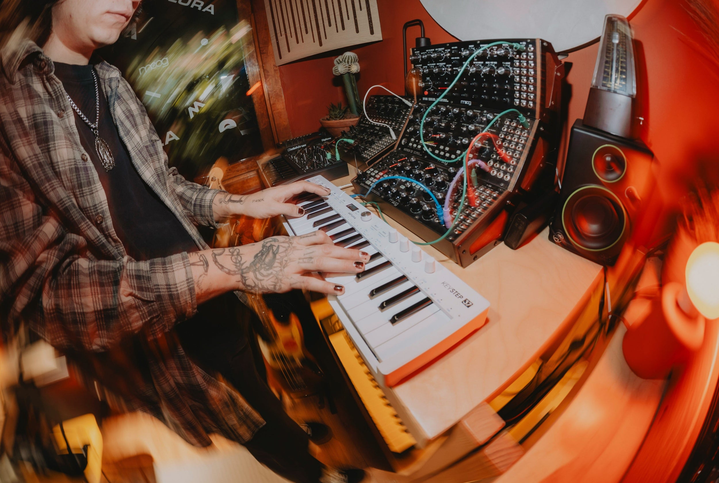 Arturia KeyStep 37 mk2 Keyboard Controller and Polyphonic Sequencer with Aftertouch by ARTURIA