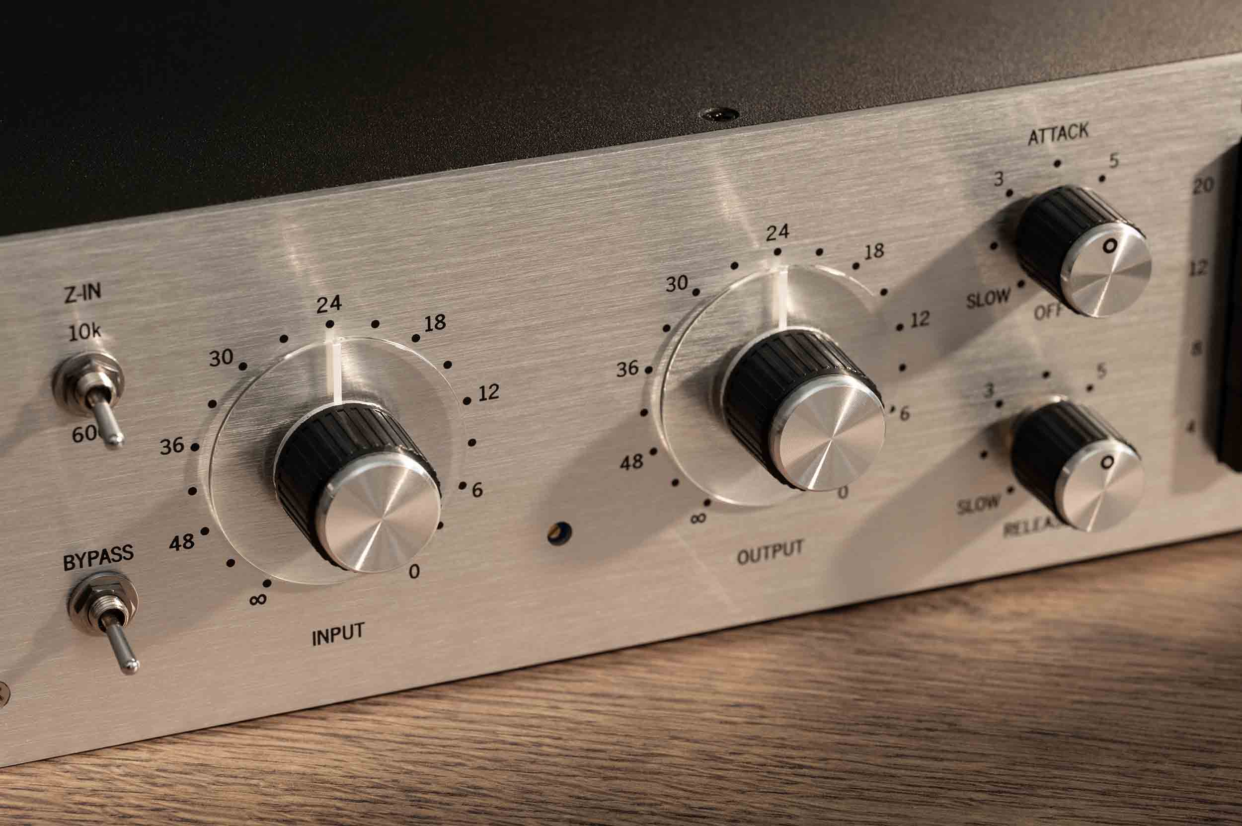 Warm Audio WA76-A Single-Channel Vintage-Voiced Discrete FET Compressor by Warm Audio
