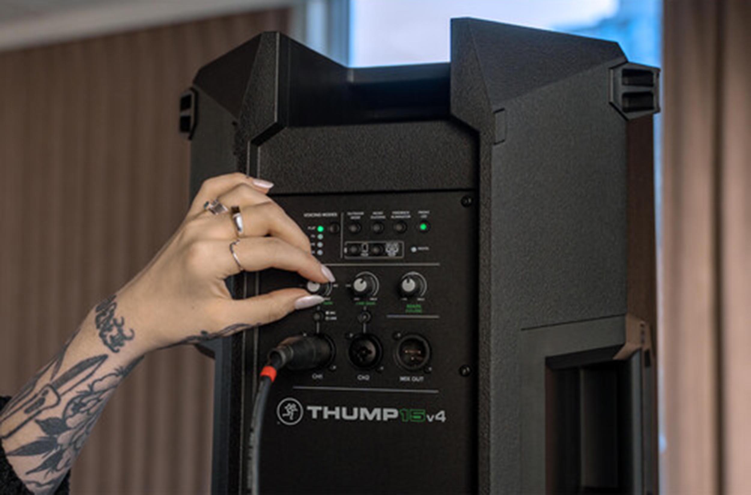 Mackie Thump15v4 Professional 15-Inch Powered Loudspeaker with SoundCheck DSP and Bluetooth by Mackie