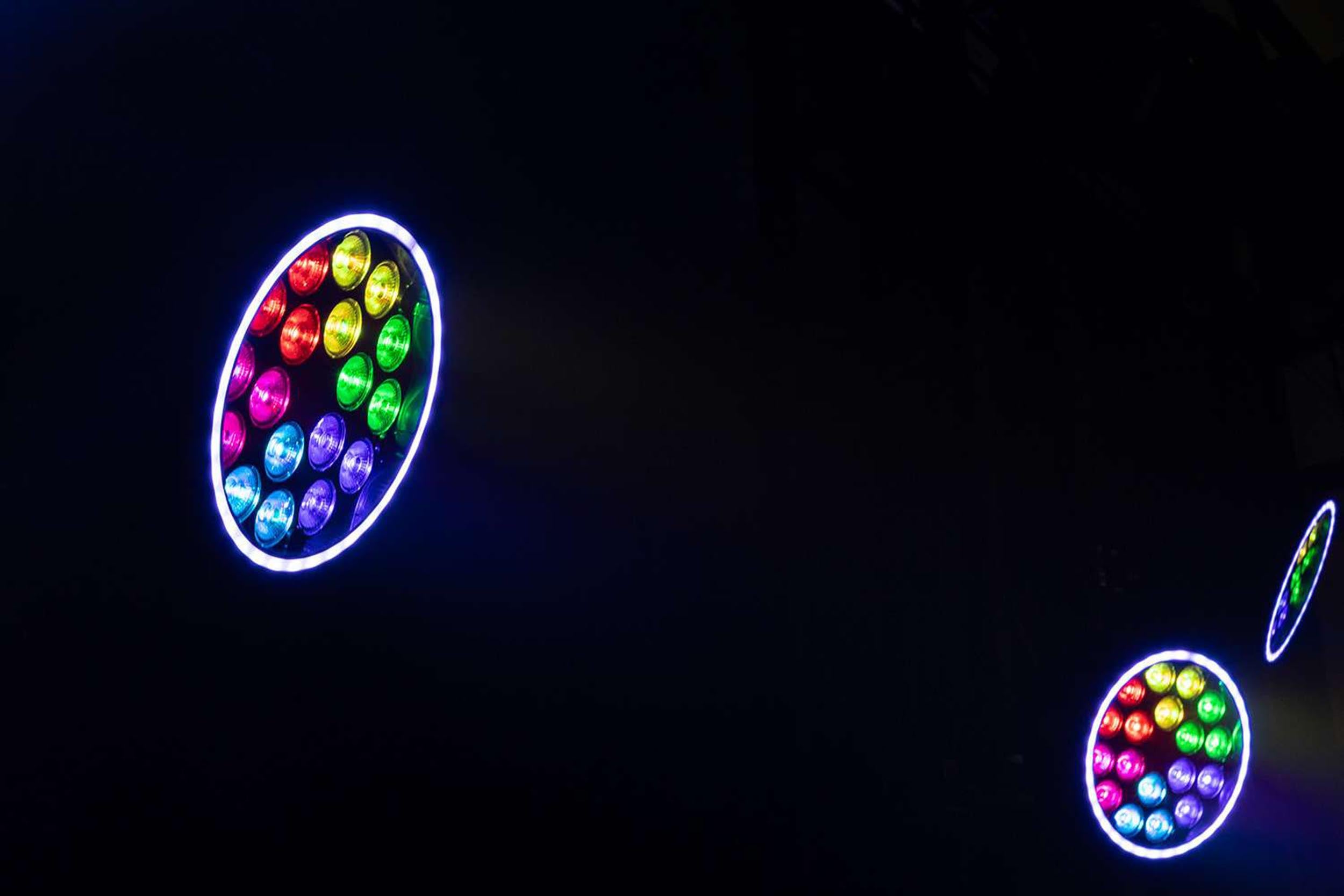 Colorkey CKU-5073 Halo Par HEX 18P - 18x10W RGBWA+UV LED Wash Light with Pixel Mapping