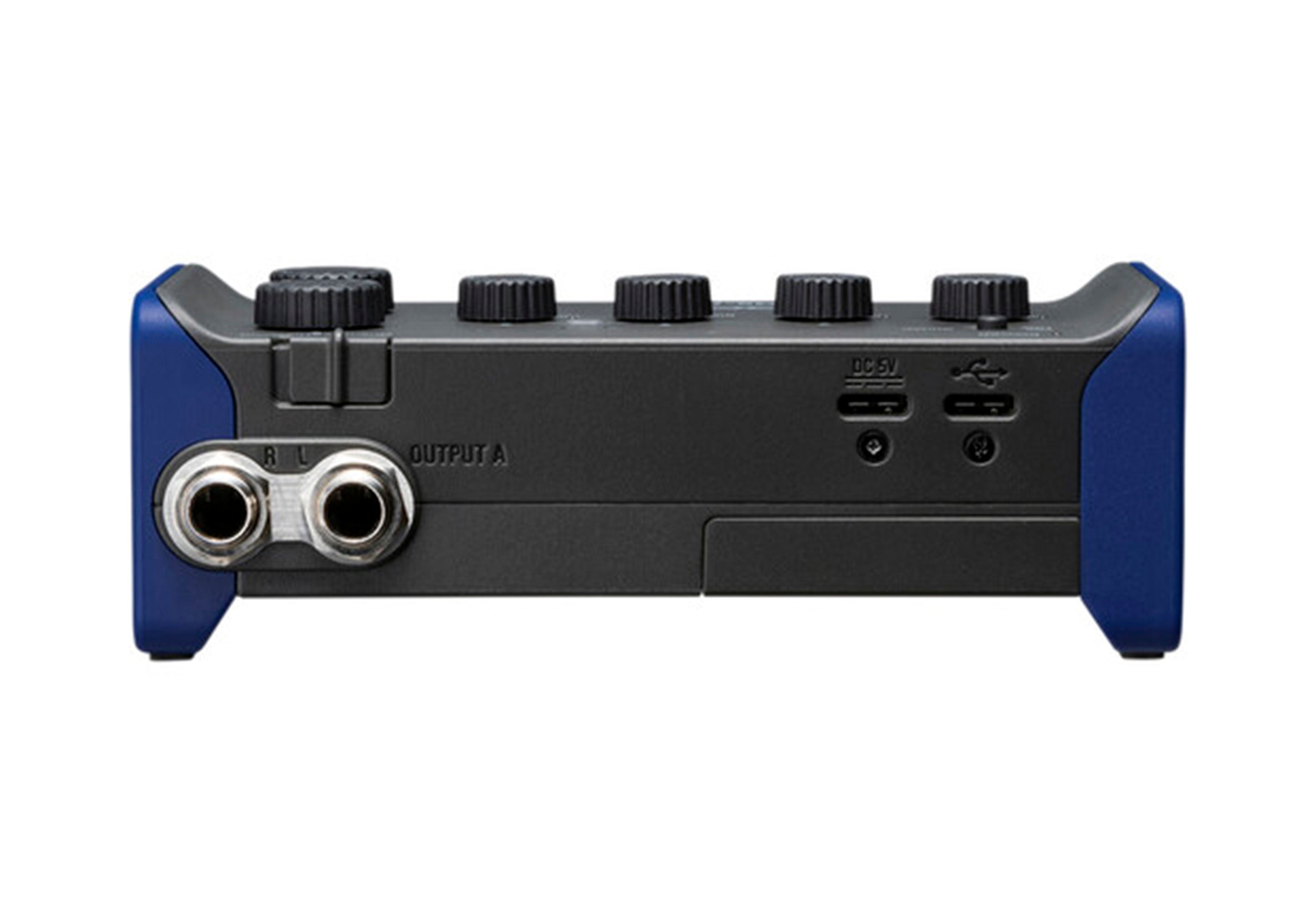 B-Stock: Zoom AMS-44 USB-C Audio Interface with 4 Preamps