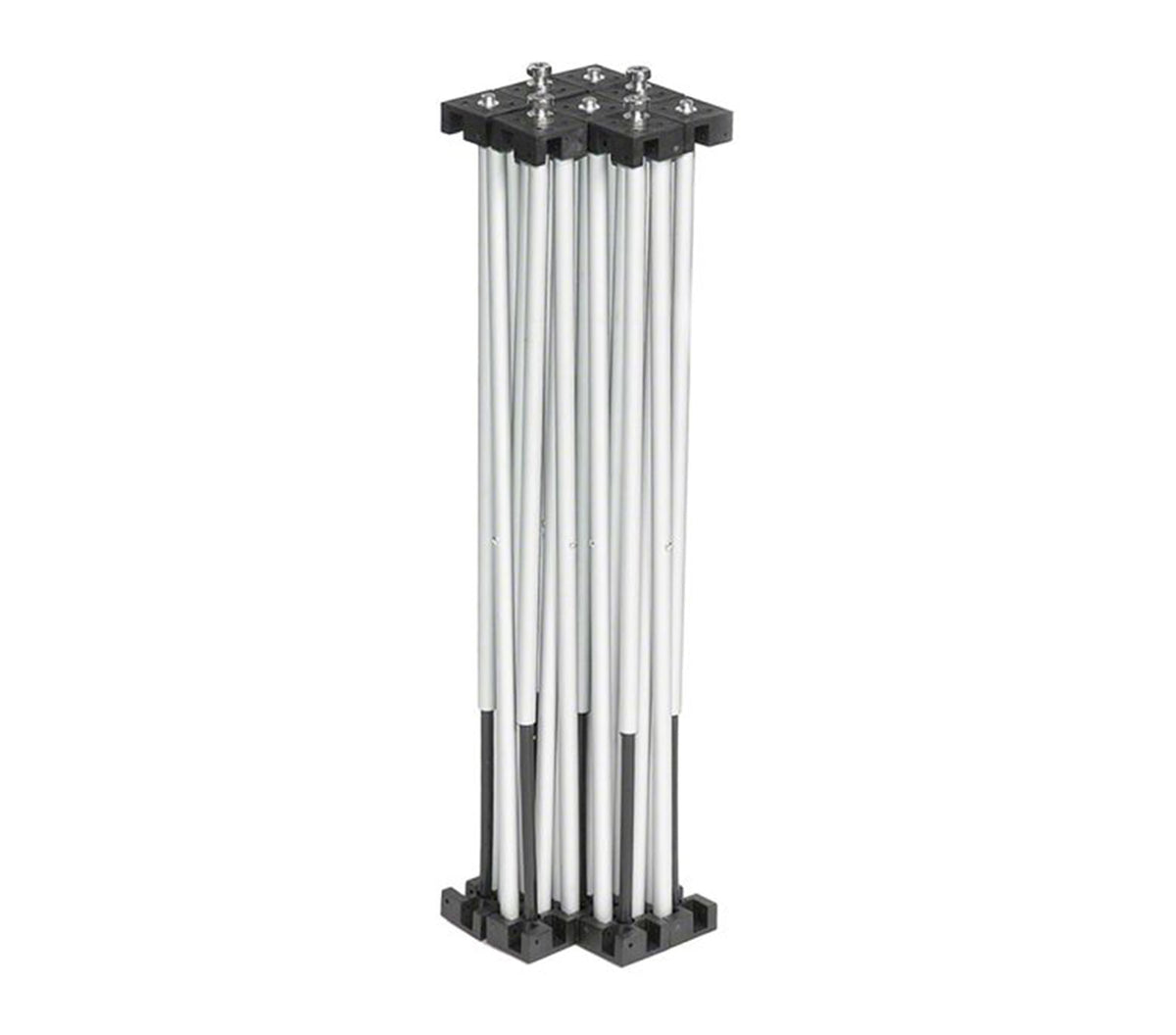 IntelliStage ISQR3X32, plateforme élévatrice de 81 cm (32 pouces) de haut pour scène de forme quart de cercle de 0,9 m x 0,9 m