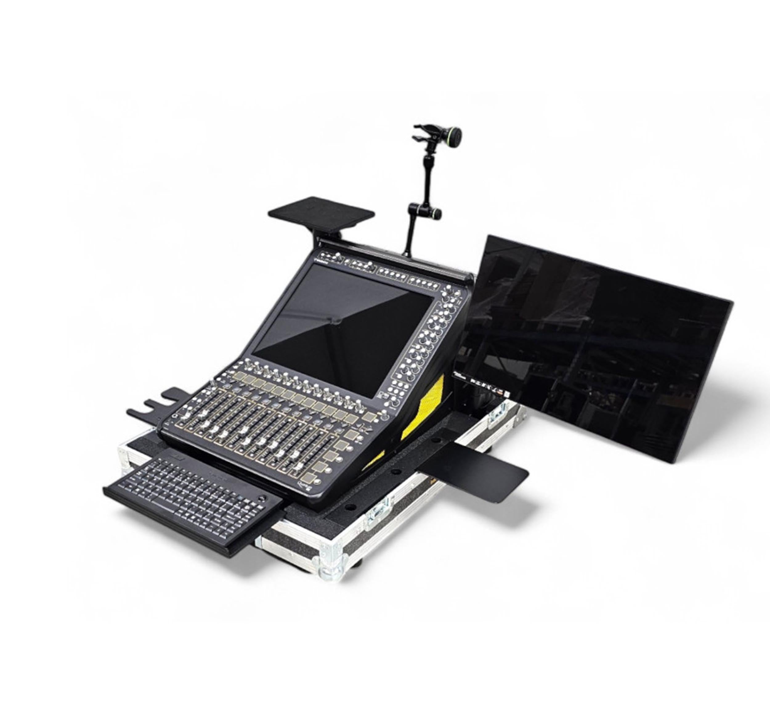 DiGiCo FC-Q112-SKB Flight Case with Pullout Keyboard on Casters for Q112 Console