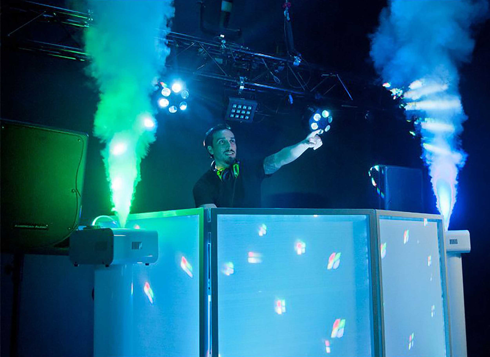 Eliminator Lighting VF Volcano EP, Compact Vertical Fog Machine by Eliminator Lighting