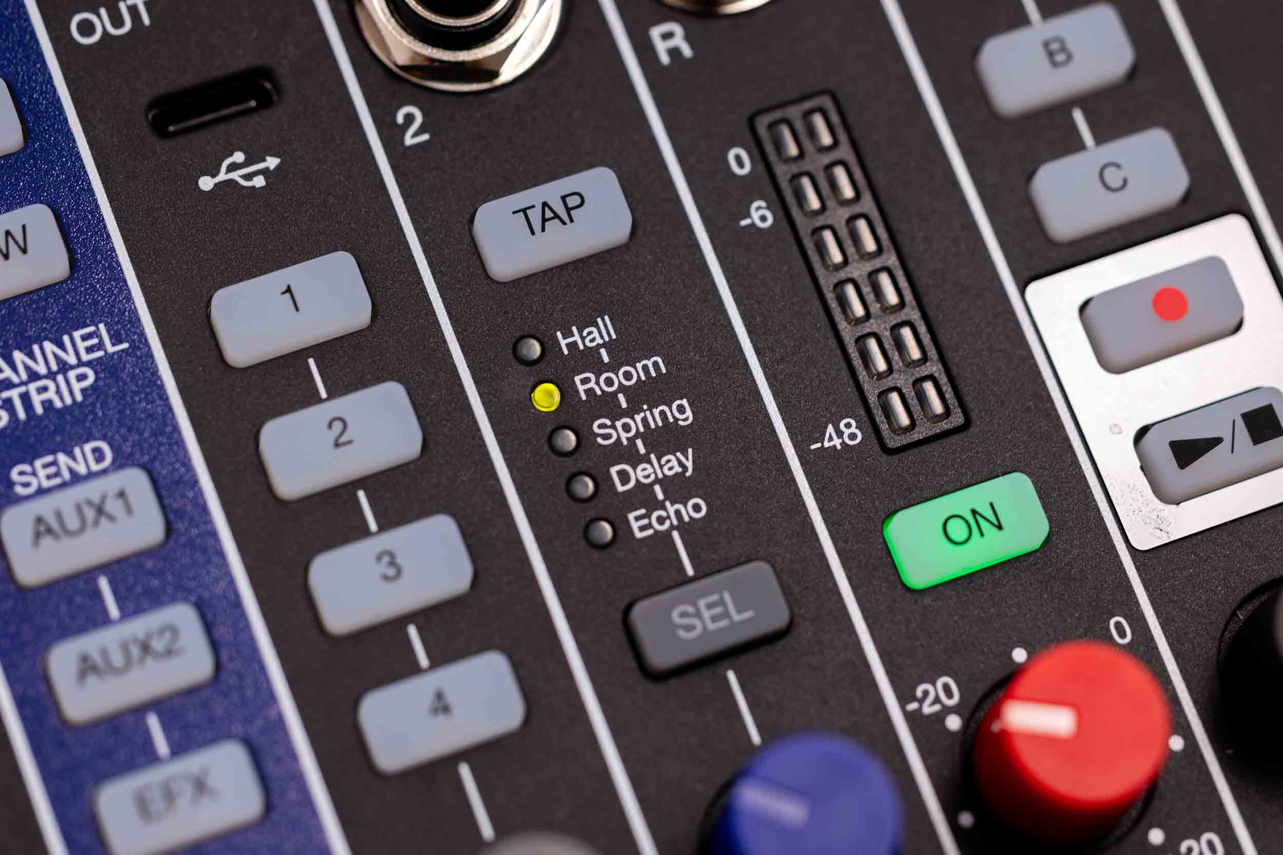 ZOOM ZL6, 10-Track Digital Mixer and Recorder by Zoom