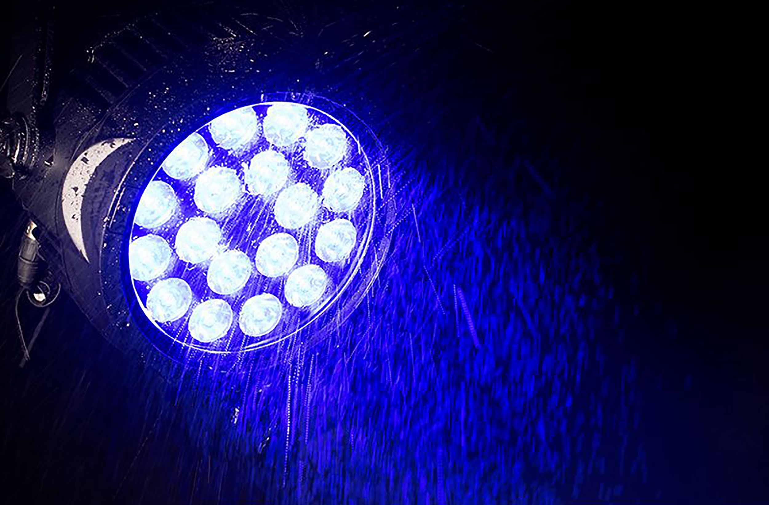 ADJ Encore LP18IP, Heavy Duty Par with Eighteen (18) 20W Quad (RGBL) LEDs and 10° Beam Angle by ADJ