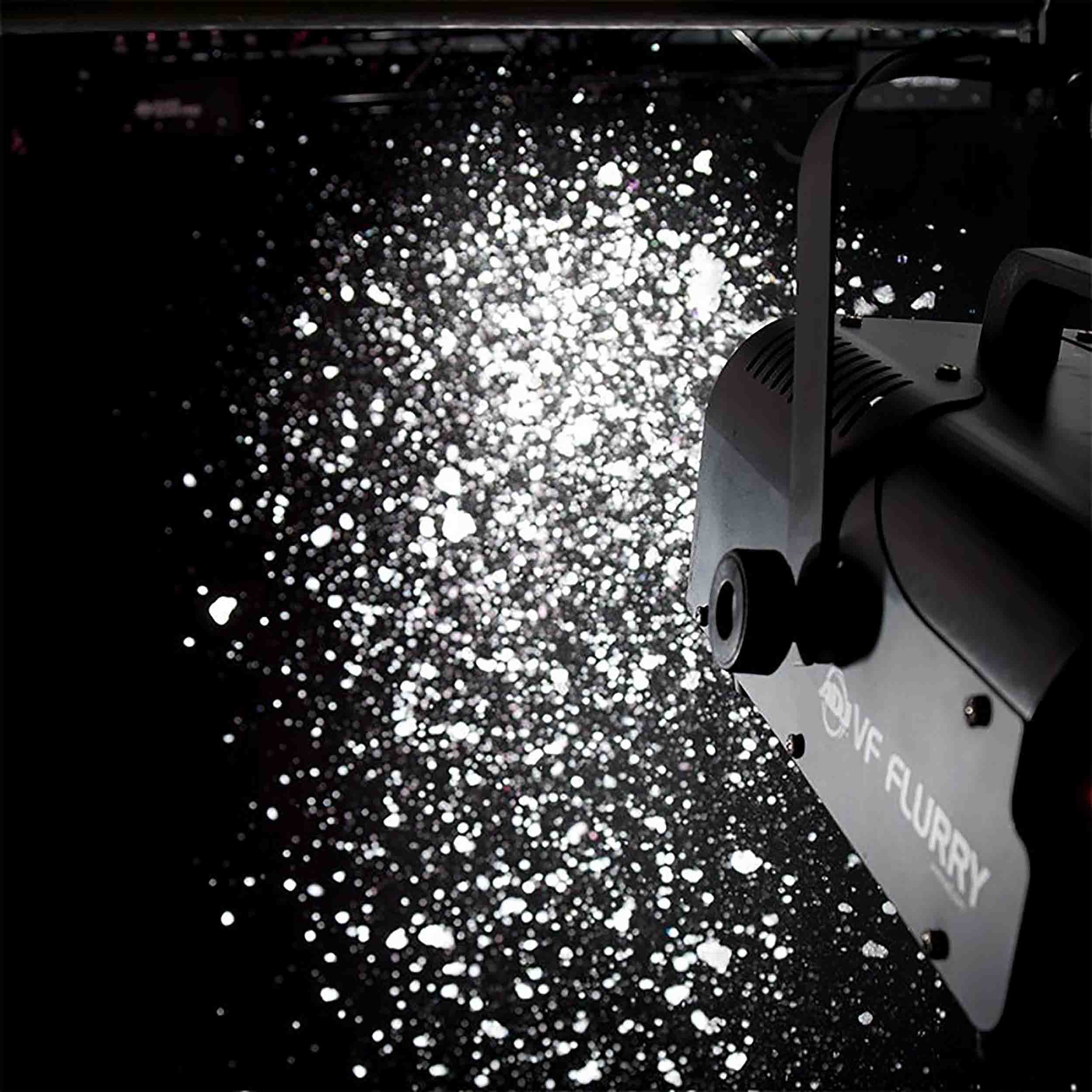 ADJ VF Flurry, Snow Machine with Wired Digital communication Network - 600 Watt by ADJ