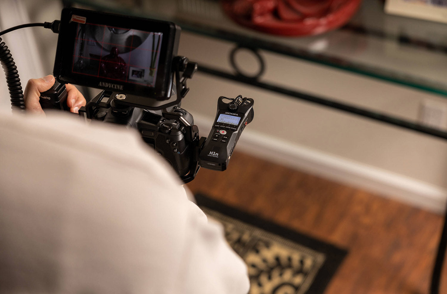 Zoom H1N-VP Portable Handy Recorder with Windscreen - Hollywood DJ