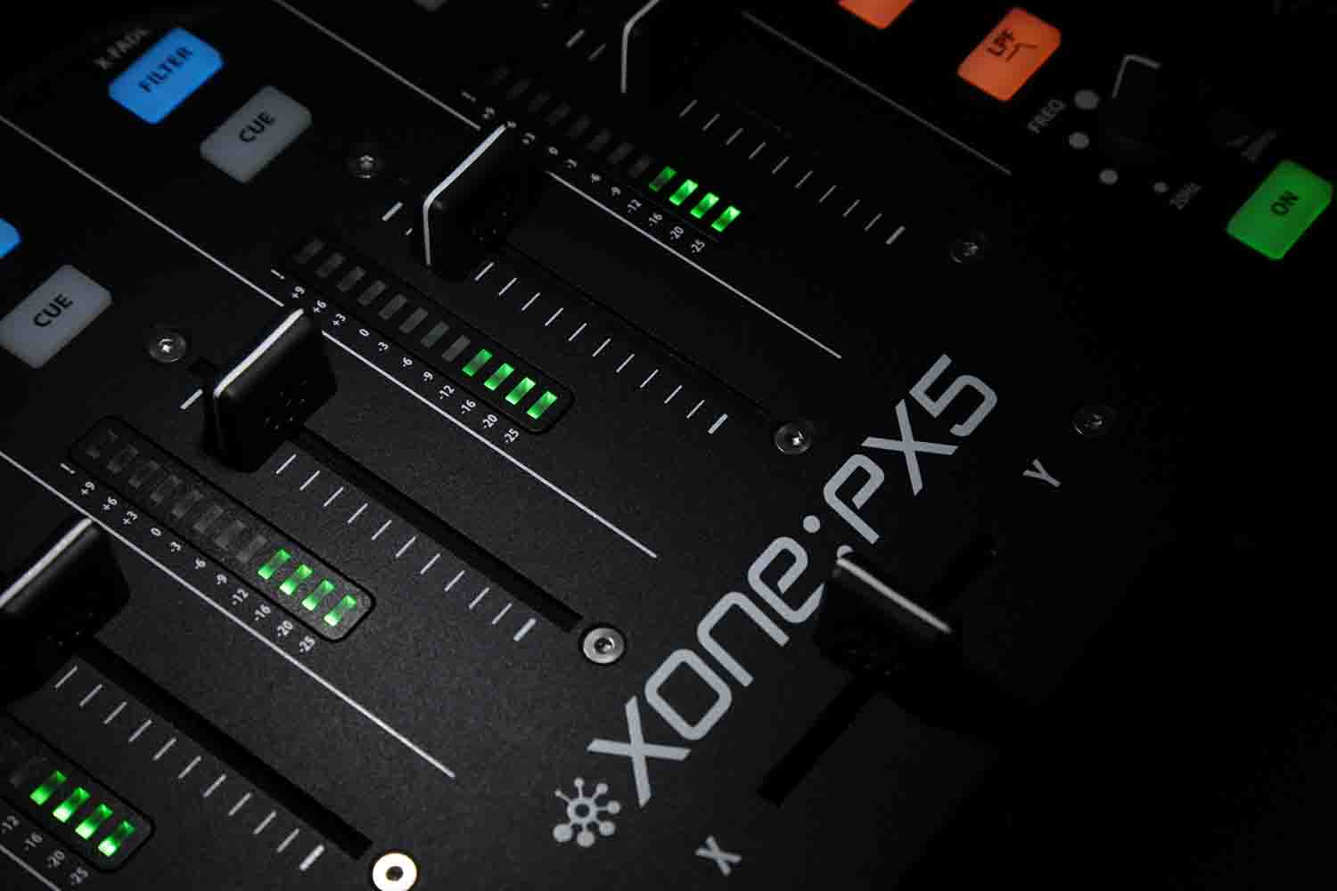 Allen & Heath XONE:PX5, 4+1 DJ Performance Mixer - Hollywood DJ
