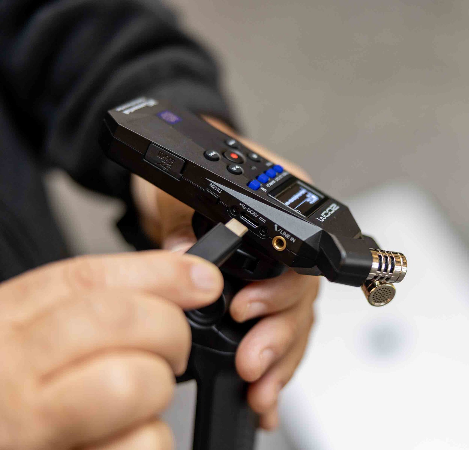 Do not post until 25 January : Zoom H1essential 32-Bit Float Handy Portable Digital Recorder Zoom