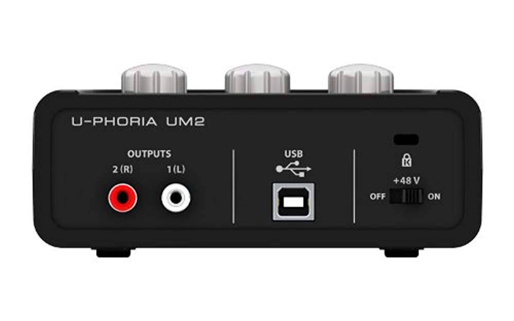 Behringer UM-2, 2X2 USB audio Interface - Hollywood DJ