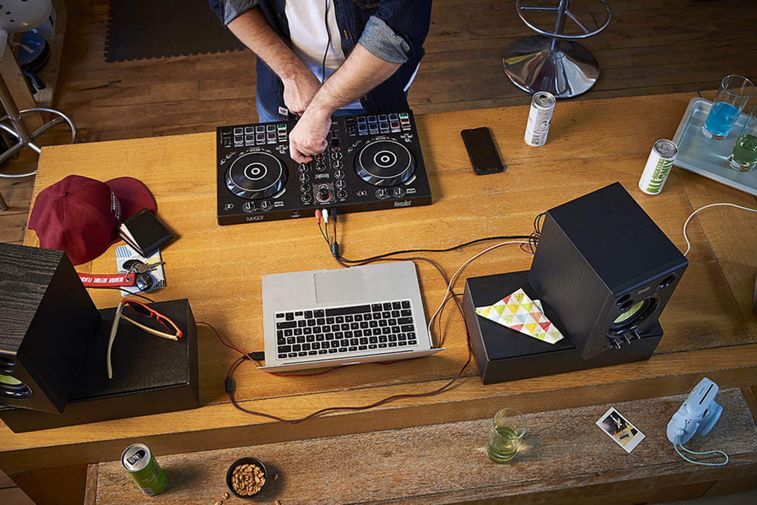 B-Stock: Hercules DJ Control Inpulse 300 DJ Controller - Hollywood DJ