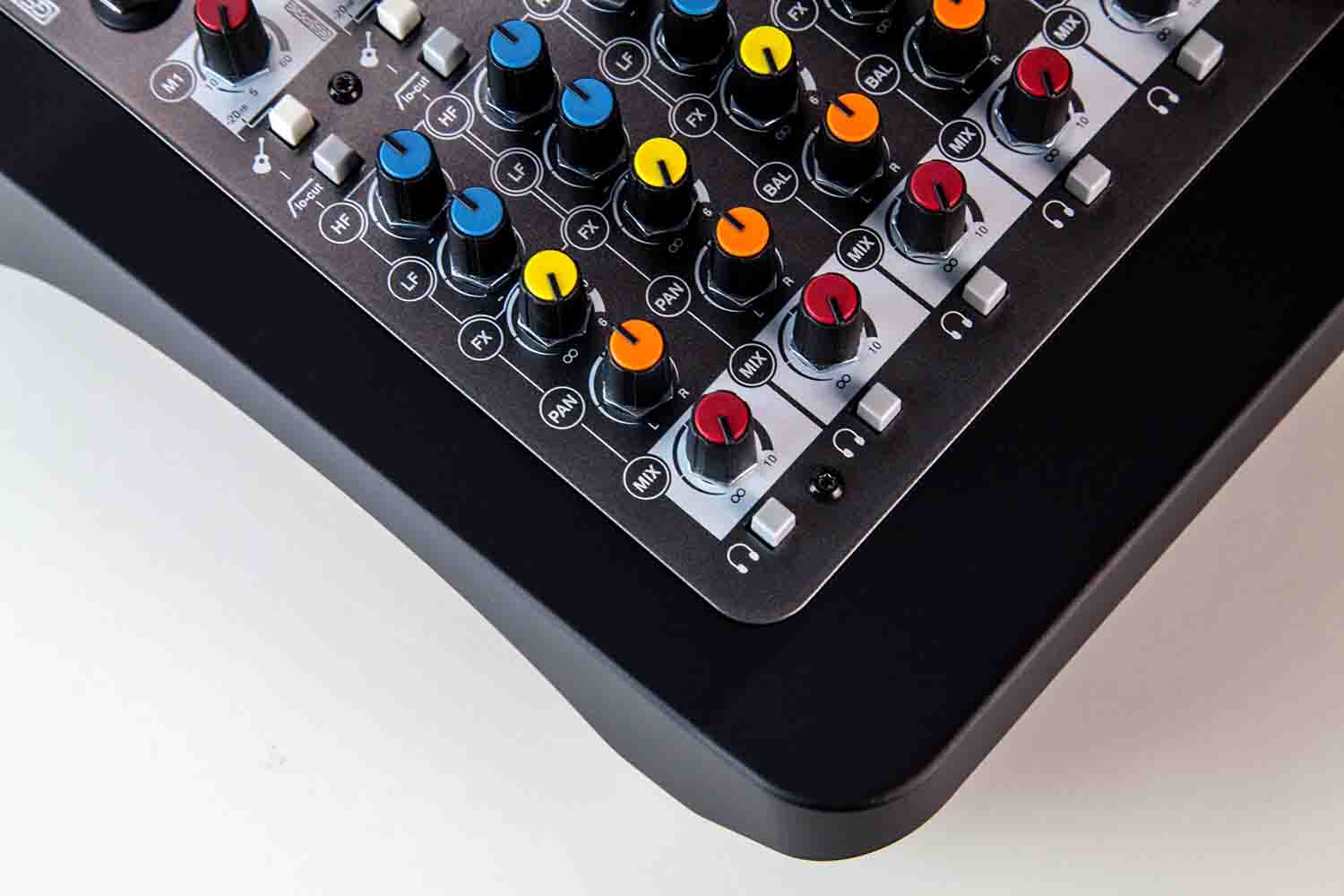 Allen & Heath ZED-6FX Compact 6 Input Analogue Mixer with FX - Hollywood DJ