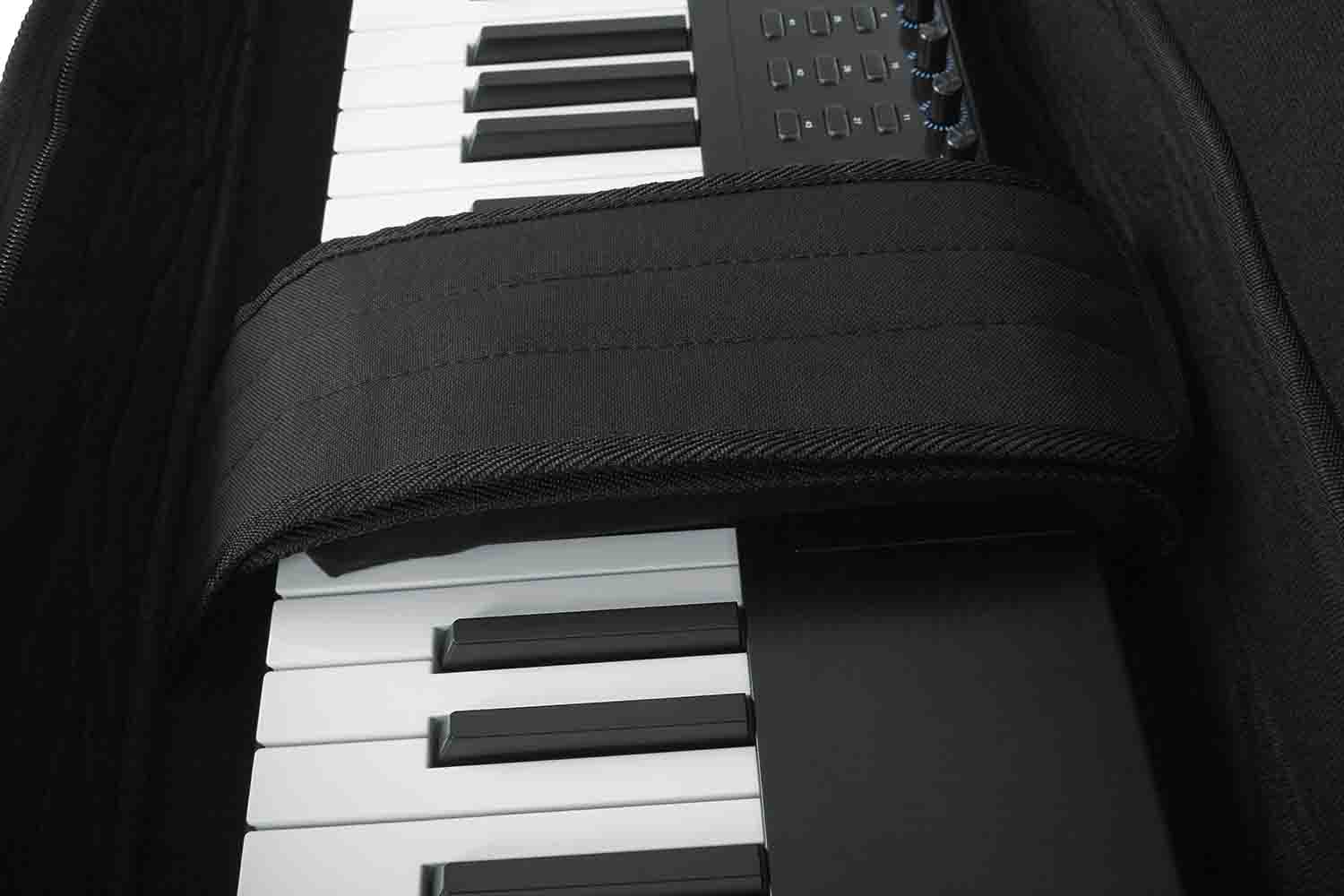 Gator Cases GKB-49 Gig Bag for 49 Note Keyboards - Hollywood DJ