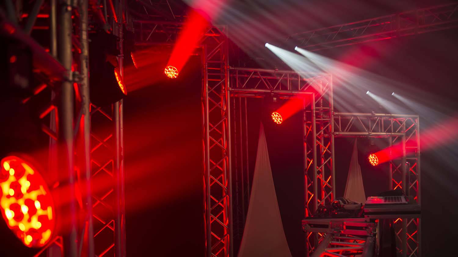 Chauvet DJ INTIMWASHZ450IRC Intimidator Wash Zoom 450 IRC 12-LED RGBW Moving-Head Wash w/ Zoom - Hollywood DJ