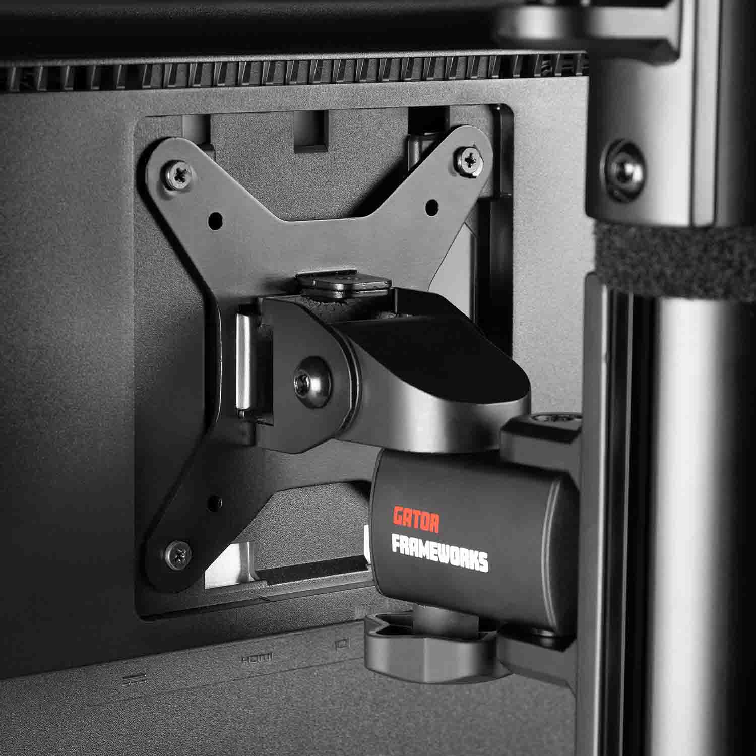 Gator Frameworks GFW-ID-CTVESAMNT ID Series Creator Tree VESA Mount for Main Tower - Hollywood DJ