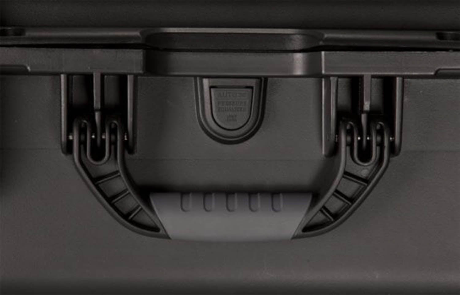Gator Cases GU-1711-06-WPNF Waterproof Injection Molded Case with Interior Dimensions of 17″ x 11.8″ x 6.4″ - Hollywood DJ