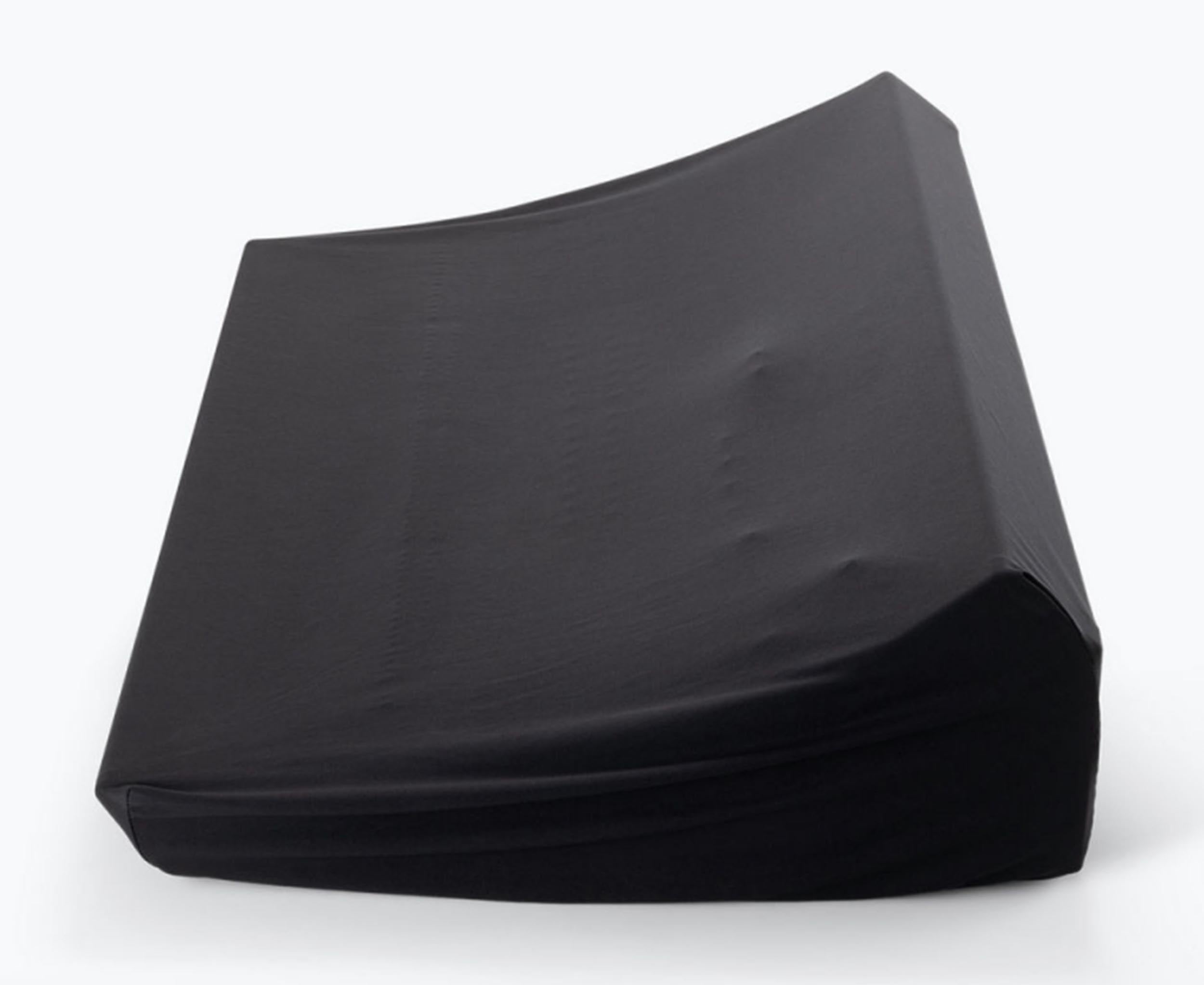 On Stage MDA7032, 32 - 48 Channel Mixer Dust Cover - Black On-Stage