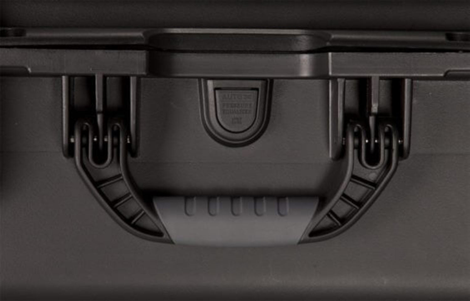 Gator Cases GU-1711-06-WPDV Waterproof Injection Molded Case with Divider System - 17″ x 11.8″ x 6.4″ - Hollywood DJ