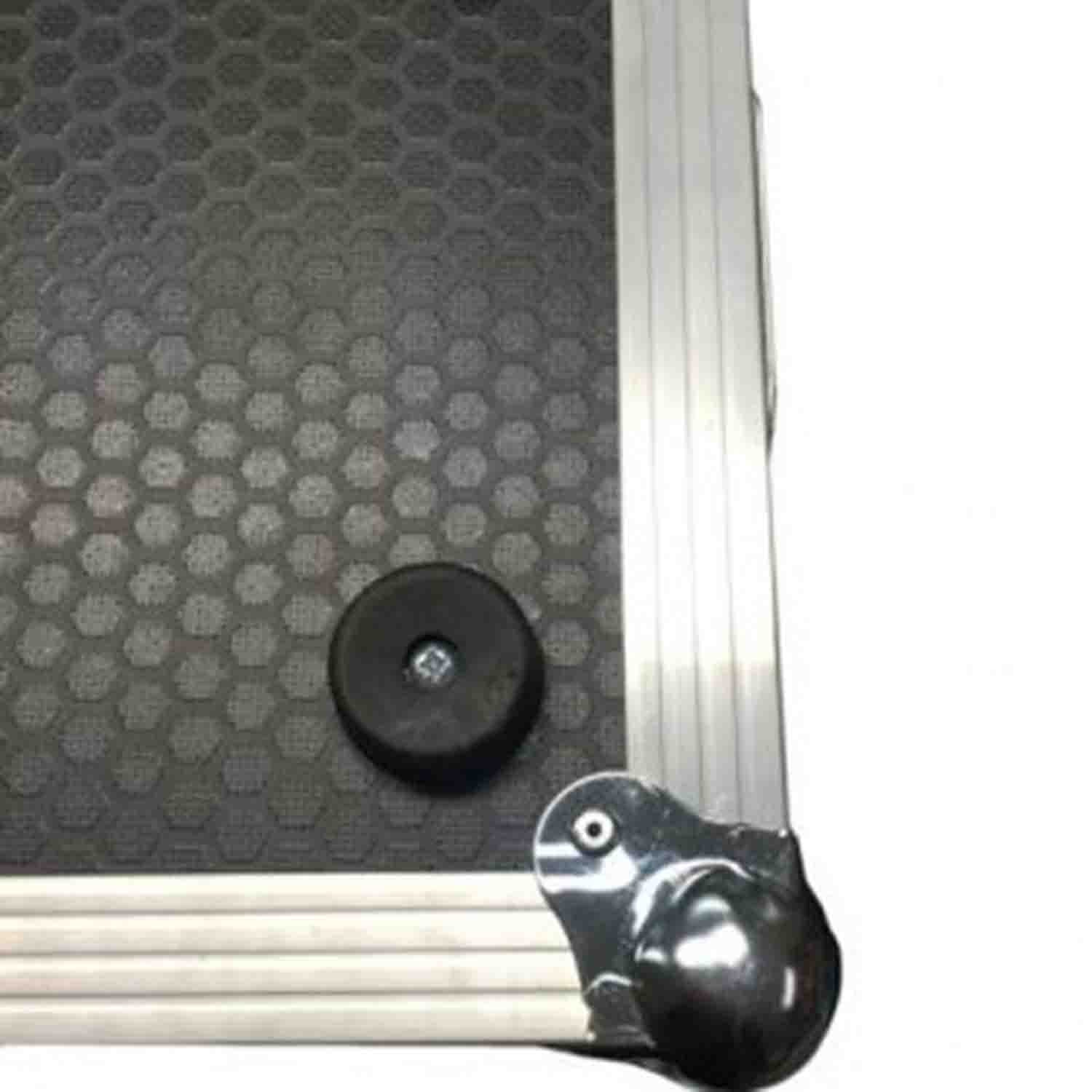 ProX XS-YCL3DHW DJ Case for Yamaha CL3 Mixer with Doghouse and Wheels - Hollywood DJ