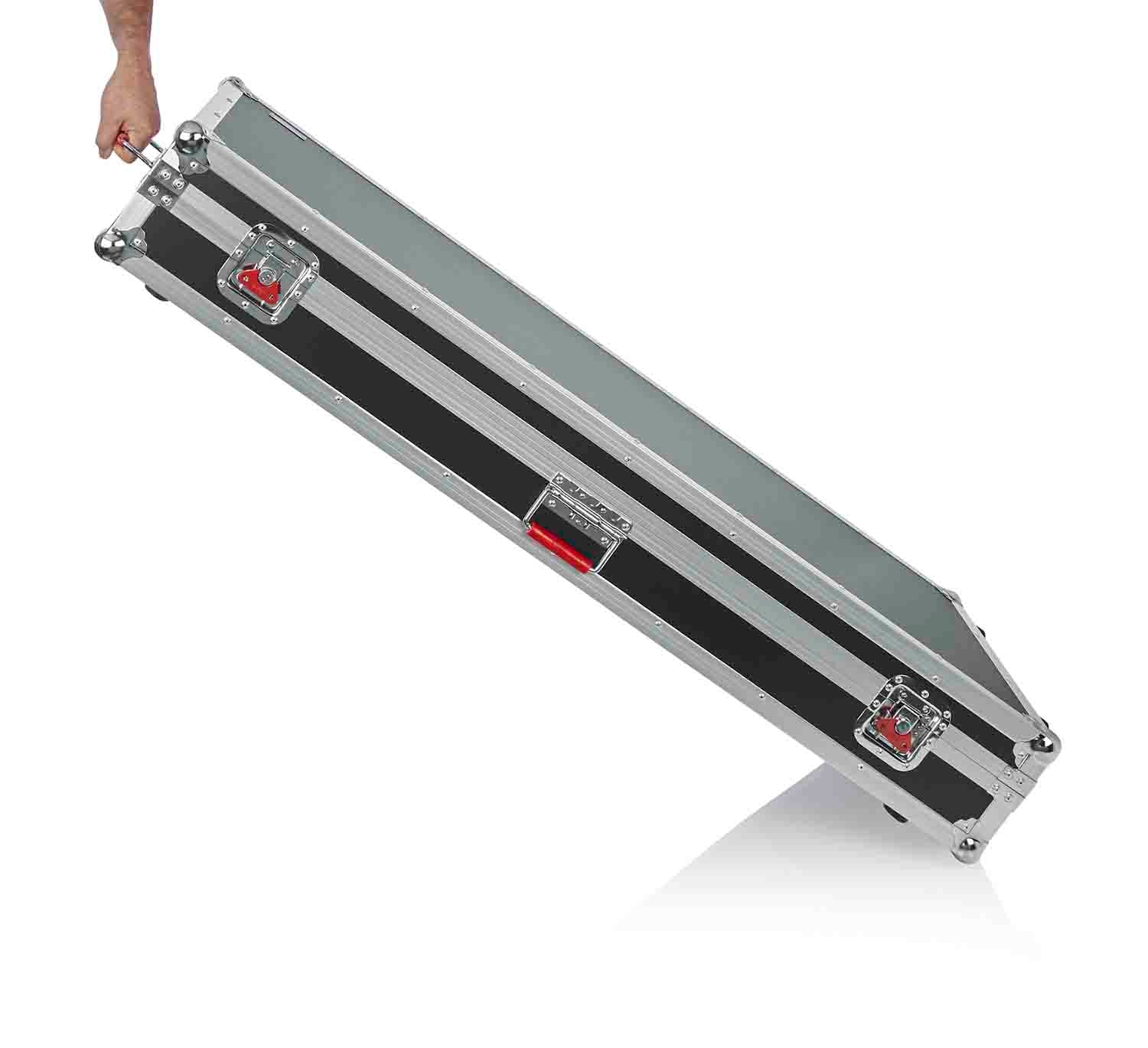 Gator Cases G-TOUR 76V2 Road Case for 76 Note Keyboards with Wheels - Hollywood DJ