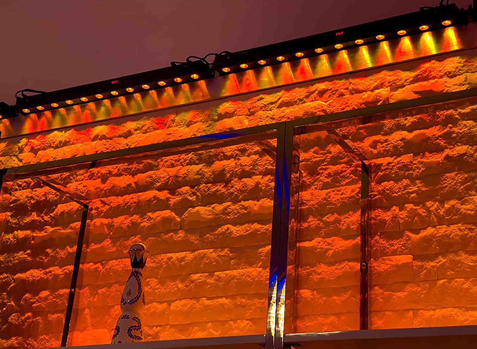 B-Stock: ADJ UBL12H, 12 x 20-watt RGBAL+UV HEX LED Light Bar Wash - 240W by ADJ