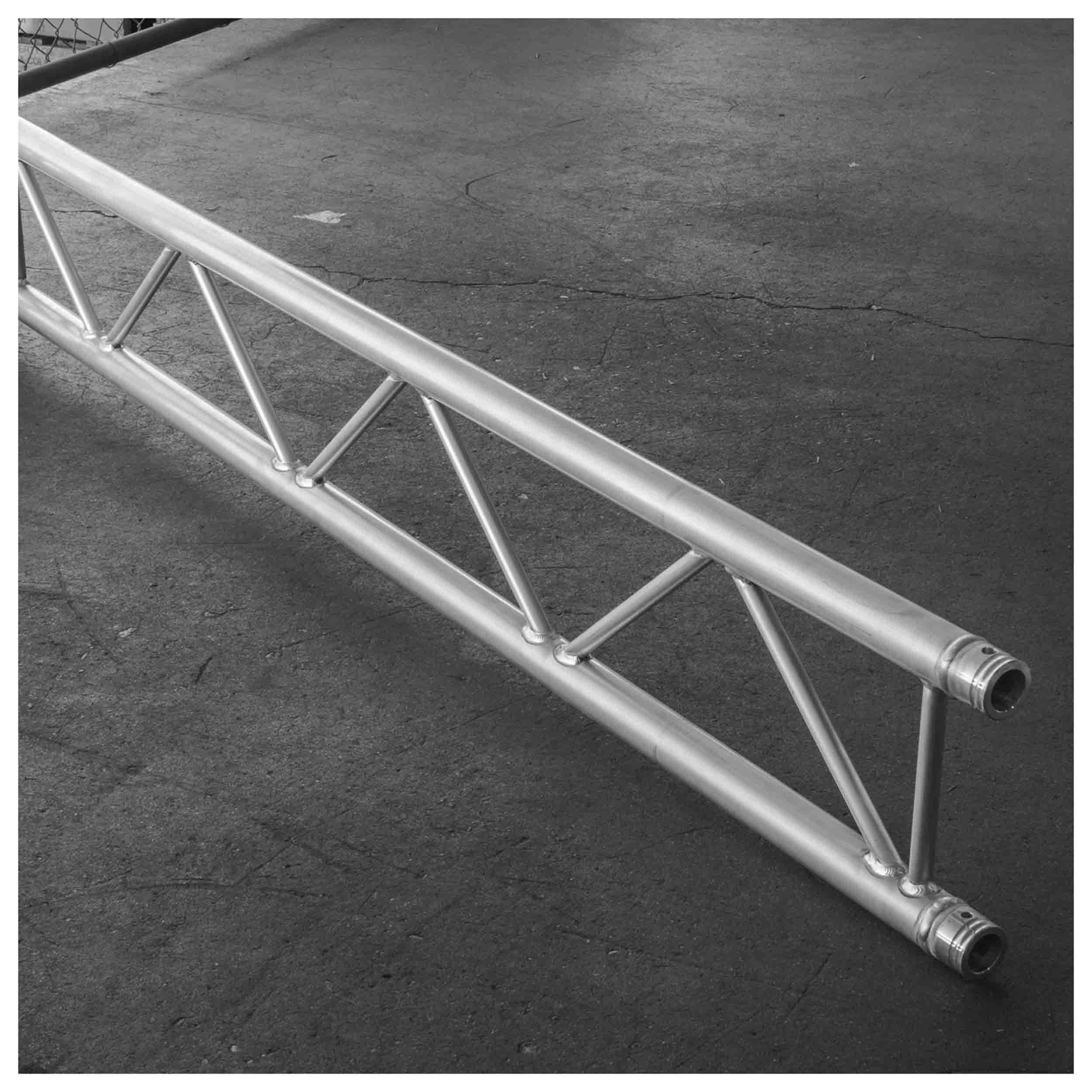 Show Solutions SCT290-220, 290 mm x 290 mm iConical Ladder Truss by Show Solutions
