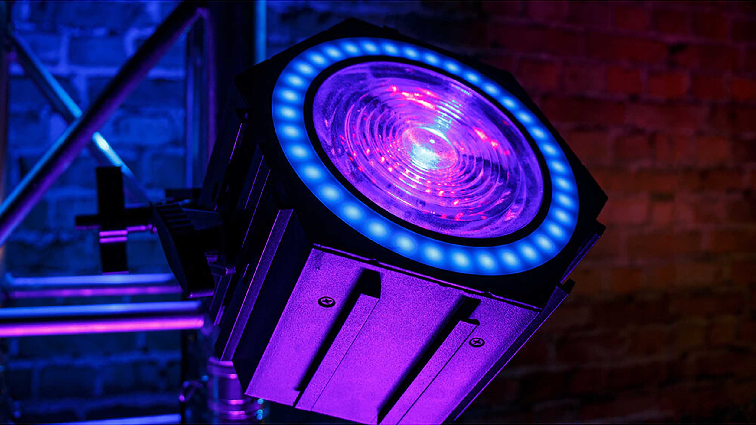 Blizzard Lighting Nexys RGBW with Fresnel Lens and RGB Backlight Effects by BLIZZARD LIGHTING