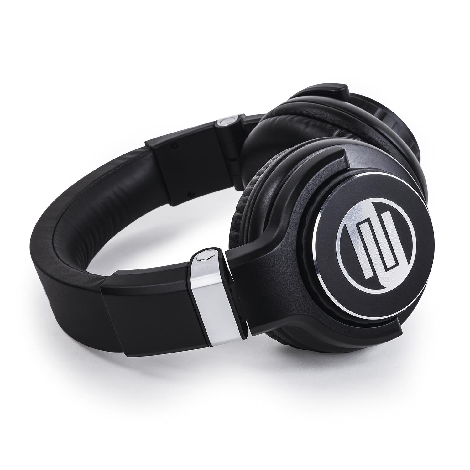 B-Stock: Reloop RHP-15 Professional DJ Headphones With High-Performance 50-mm Drivers by Reloop