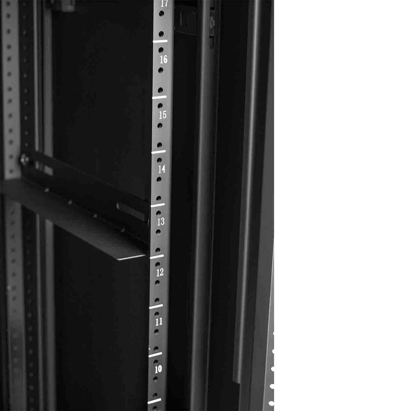 Gator Cases GRW2018509, 18U Sectional Wall Rack with Glass Door - 21″ Deep by Gator Cases