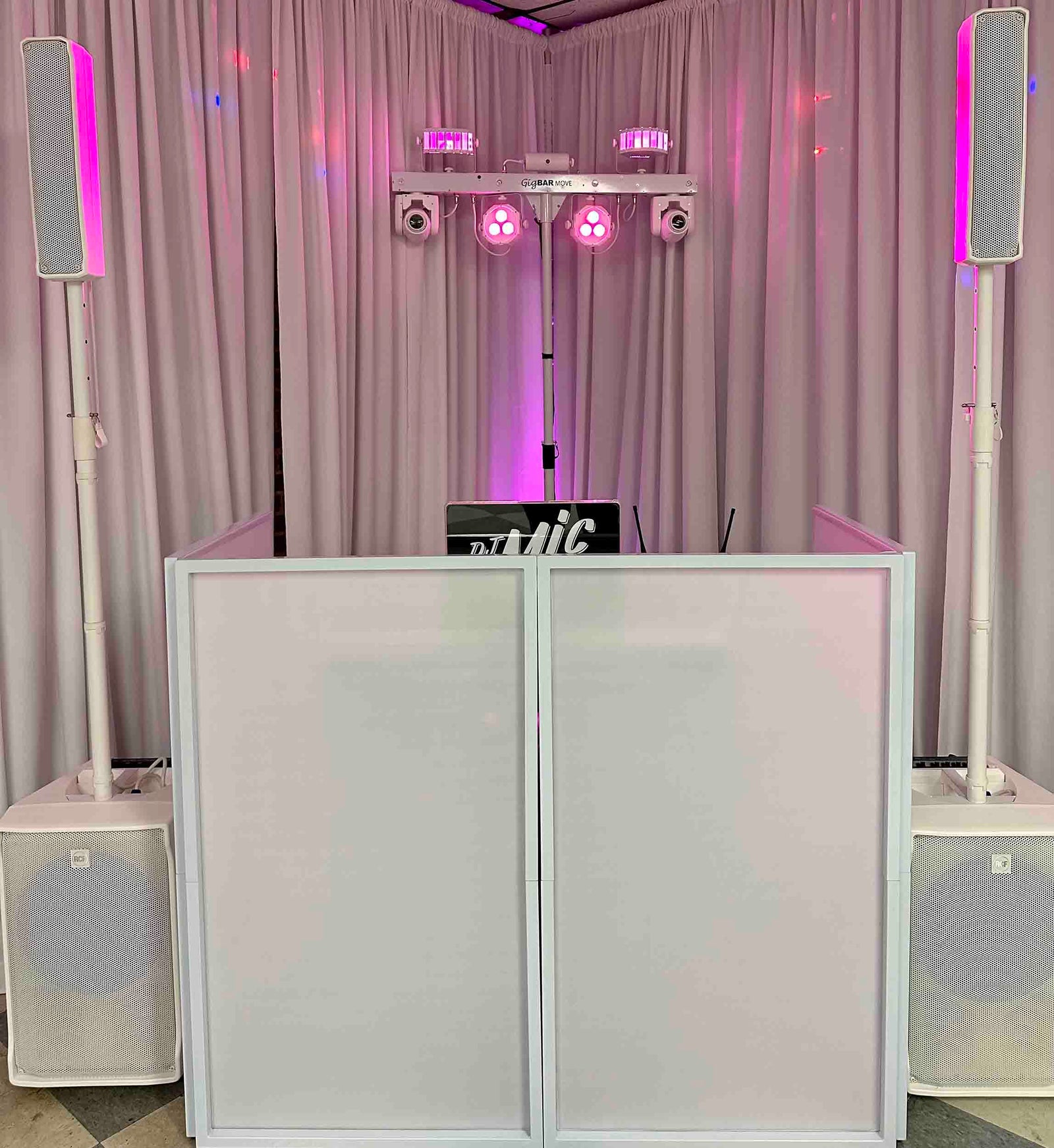 Open Box: RCF EVOX-J8-W, Composite Active Portable PA System - White by RCF