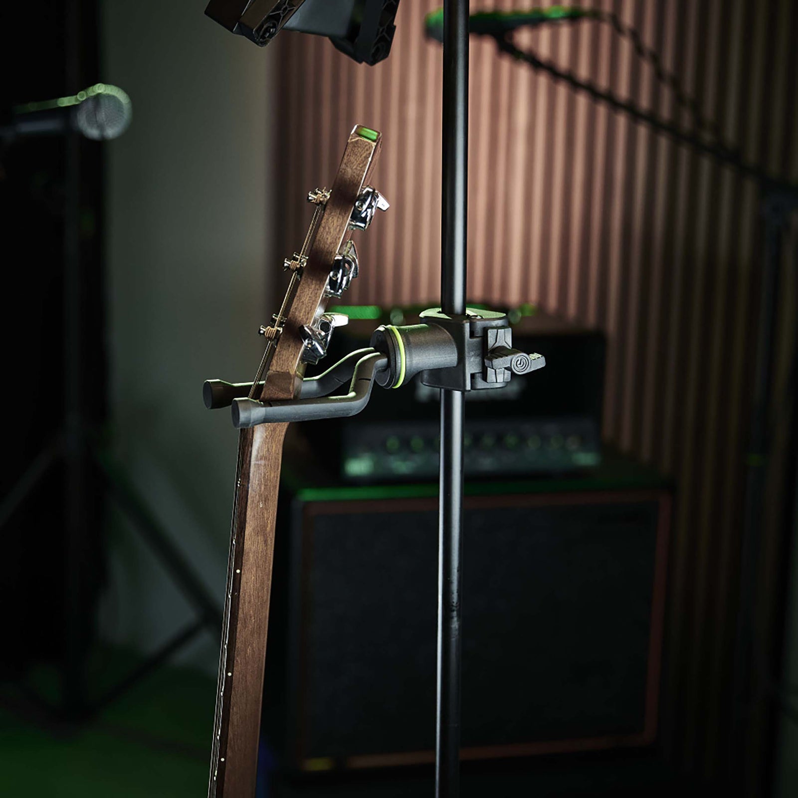 Gravity GS MS 08 Traveler Guitar Holder for Mic and Speaker Stands by Gravity