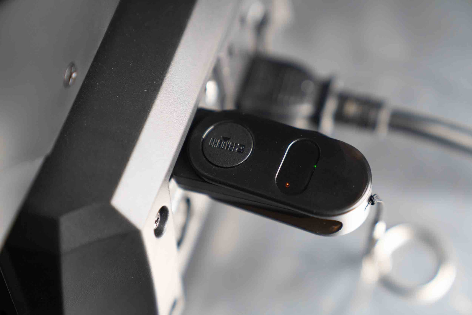 Chauvet DJ ILS SLIMPAR LED Wash Light DJ Package with Transceiver and Lighting Controller by Chauvet DJ