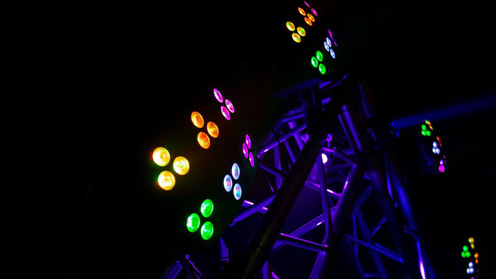 Chauvet DJ Wash FX Hex ILS Versatile Multi-Purpose Effect Light by Chauvet DJ