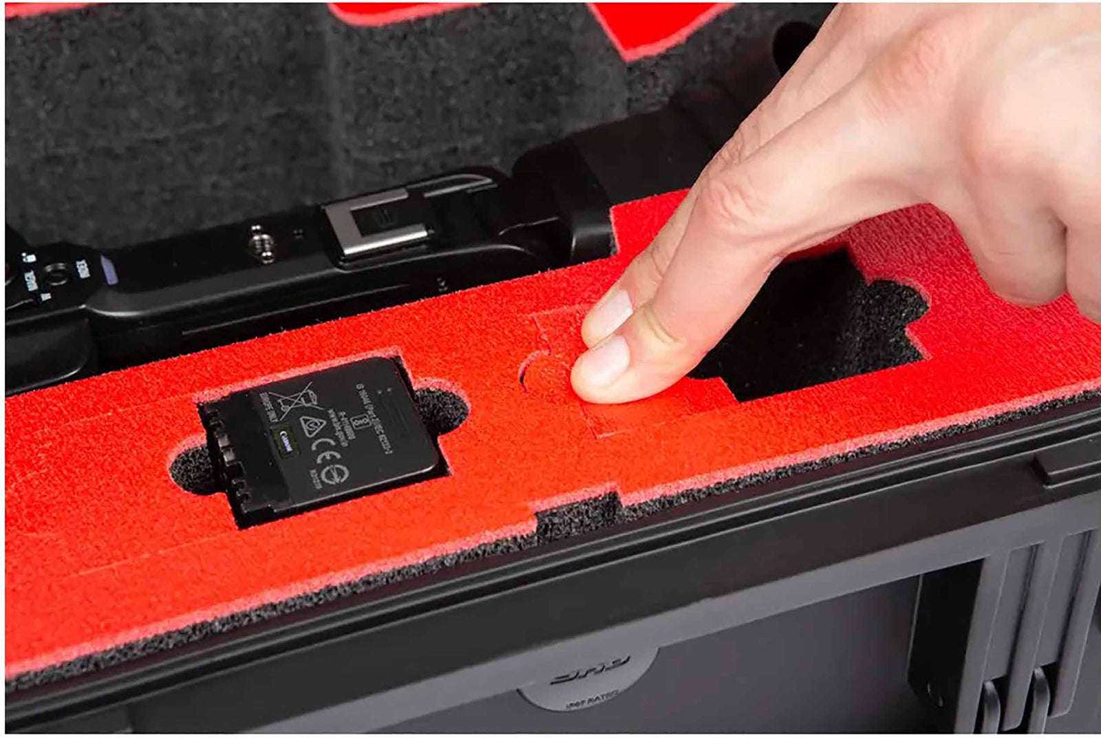 SKB Cases 3i-2011-10XF, iSeries Case for Canon XF605 Camcorder by SKB Cases