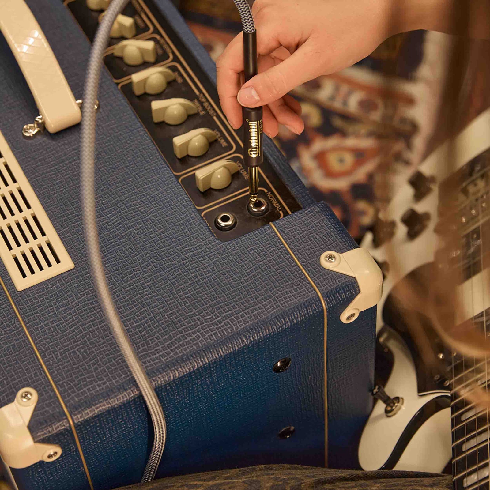 Adam Hall 4 STAR IPP 0600 BLU, Blue Nylon Jacket Instrument Cable with Jack TS Connectors - 6 Meters by Adam Hall