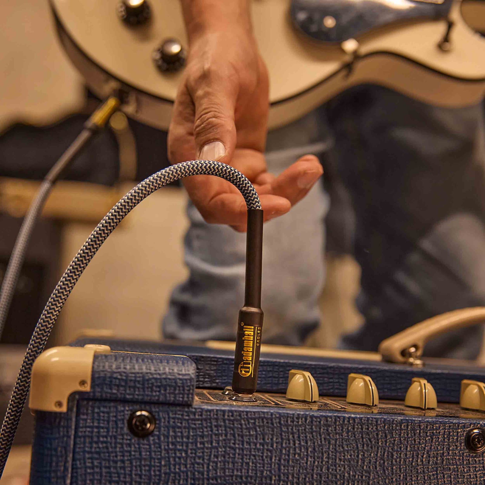 Adam Hall 4 STAR IPP 0600 BLU, Blue Nylon Jacket Instrument Cable with Jack TS Connectors - 6 Meters by Adam Hall