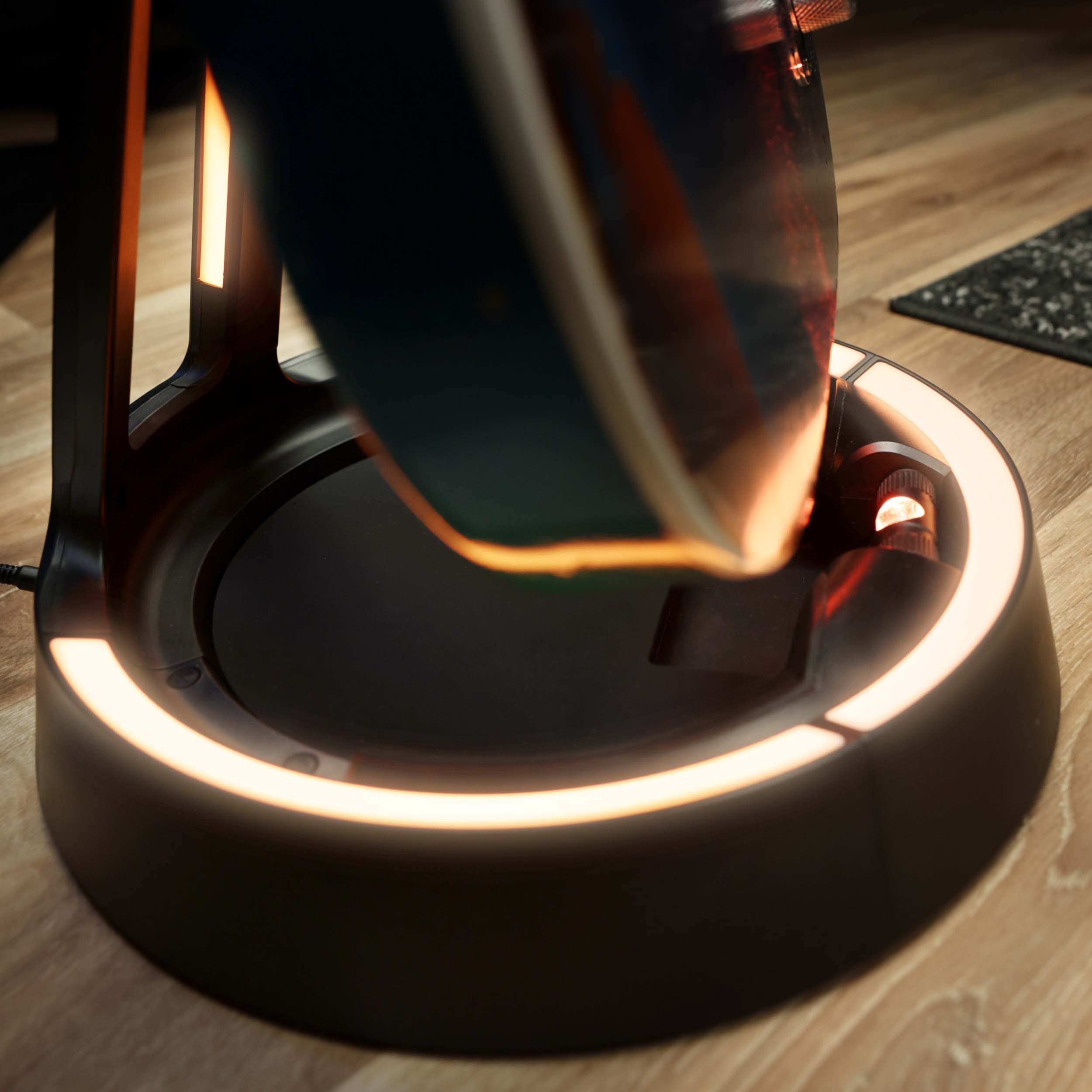 B-Stock: Gravity GS LS A 01 B, A-Frame Guitar Glow Stand by Gravity