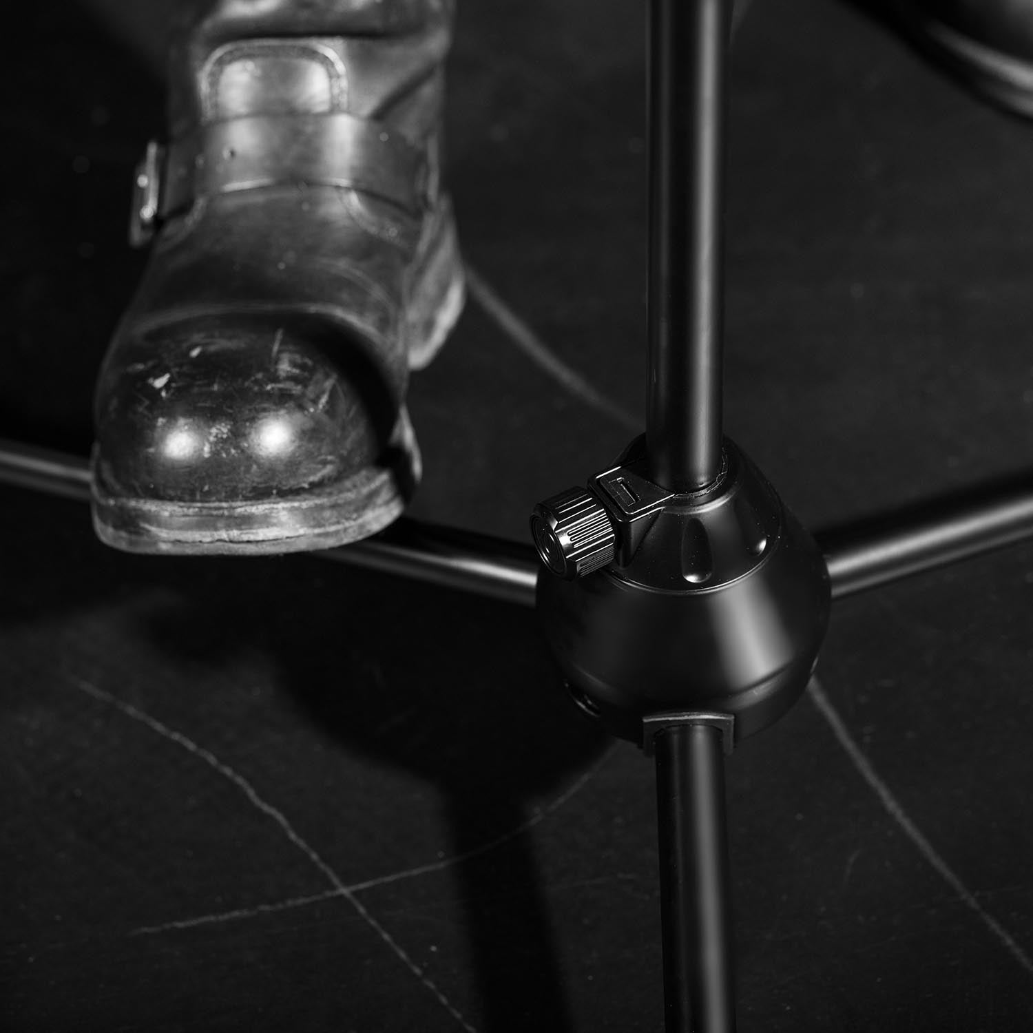B-Stock: Gravity GTMS4321B, Touring Microphone Stand With Standard Boom by Gravity