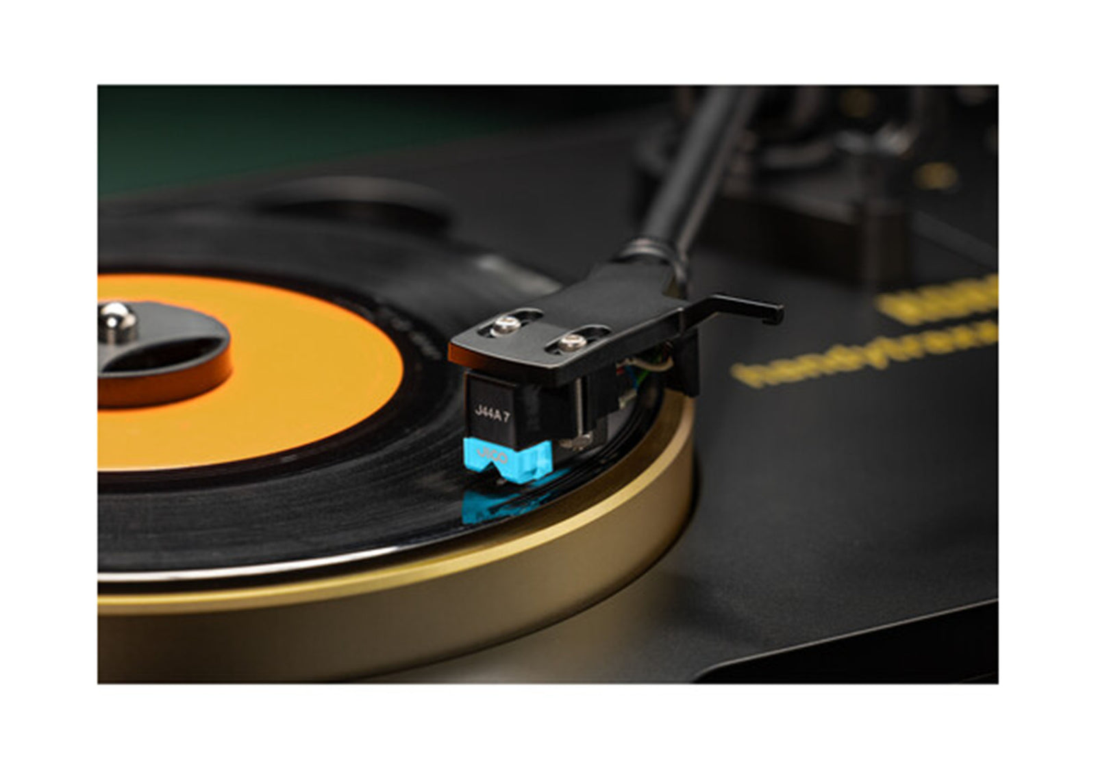 Korg Handytraxx 1 BIT Portable Record Player with Nutube EQ and High-Definition Recording by Korg