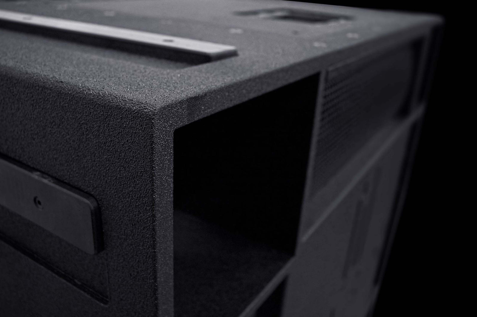 B-Stock lightly used item: BASSBOSS KRAKEN-MK3, Active Subwoofer - Black by BASSBOSS