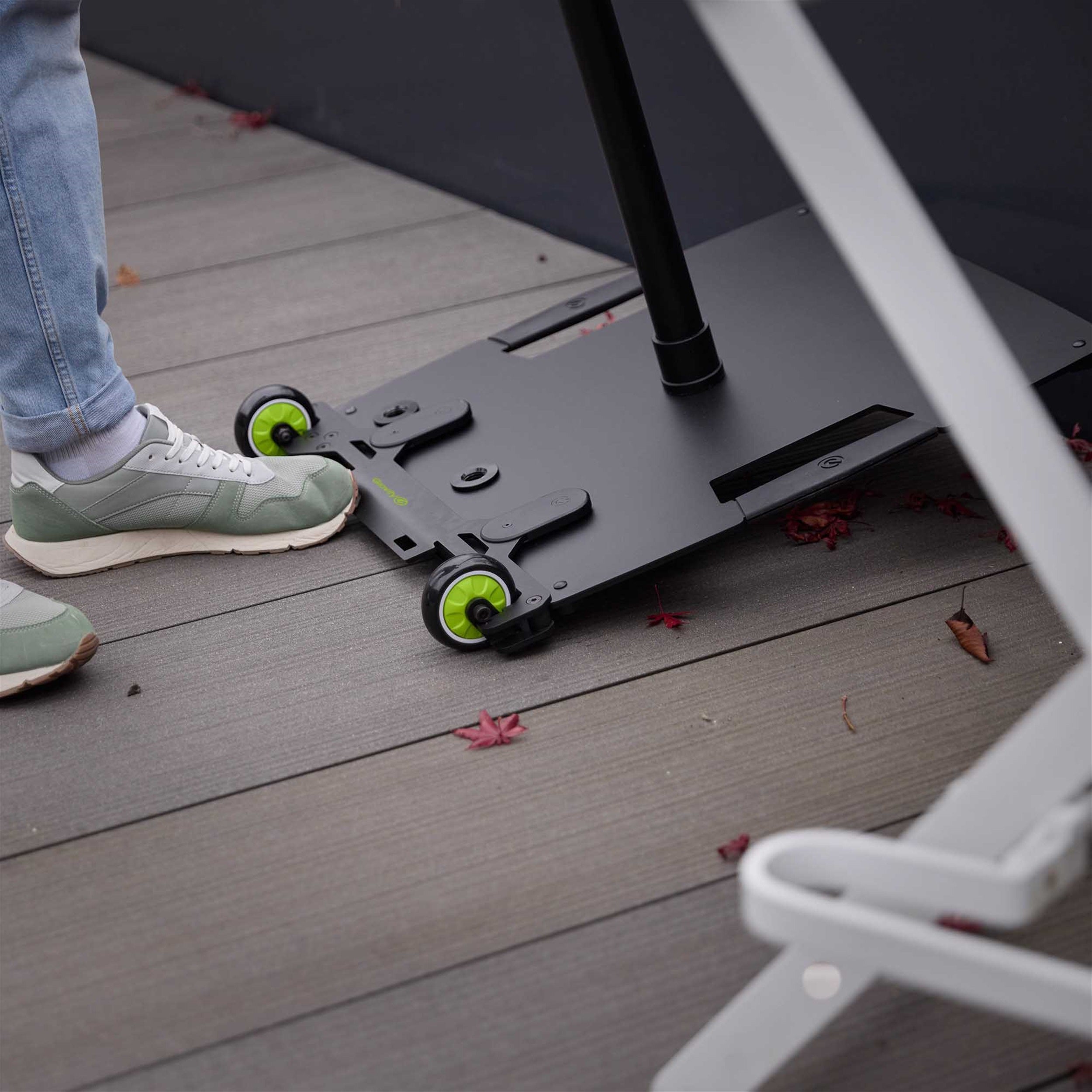 Gravity LA WI 1 Mobile Wheel Insert for Square Base Plate Stands