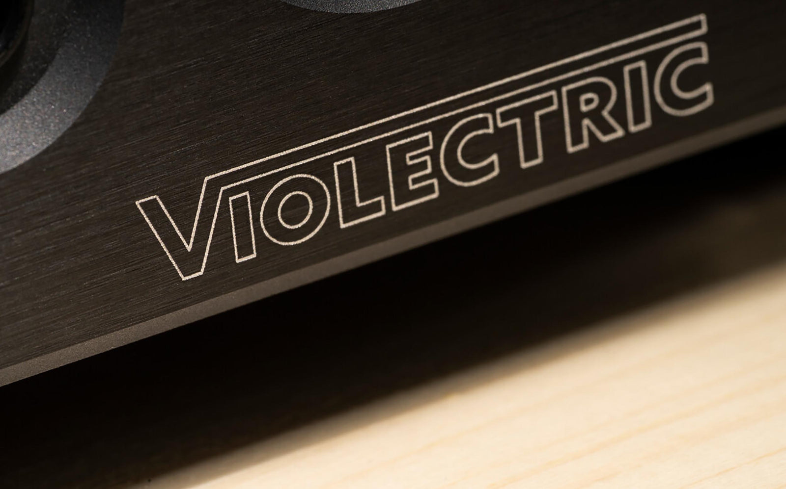 Violectric DHA-V226 Headphone Amplifier, Preamp and DAC by Violectric